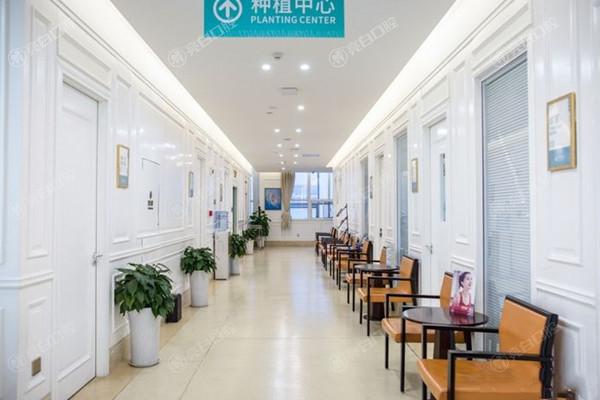 西安团圆口腔医院走廊