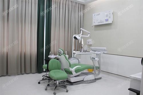 佛山登特口腔收费：洗牙178起/根管治疗780起+地址及预约方式