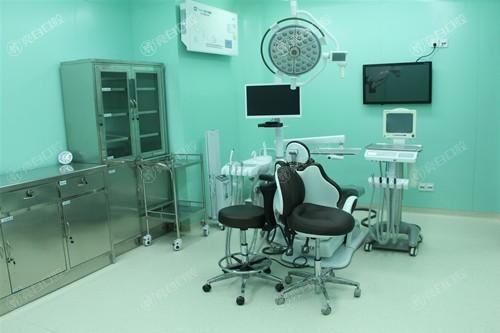 佛山登特口腔收费：洗牙178起/根管治疗780起+地址及预约方式