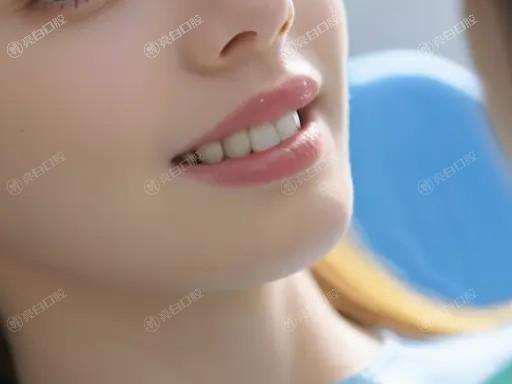 做半隐形陶瓷牙齿矫正的过程会疼吗？揭开美丽笑容背后的秘密！