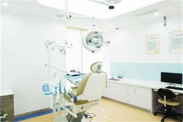 潍坊华贝口腔医院价目表：查证其收费合理且口碑良好