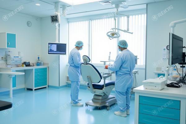 揭秘厦门牙科的医院拔牙价格一览表 其中舒适拔牙价格300起、下颌埋伏阻生智齿拔除术价格1000起
