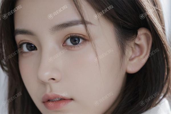 杭州胸部下垂矫正哪个整形医院好？ 排名前8里萧山诠昕/浮想国/童颜挺出名