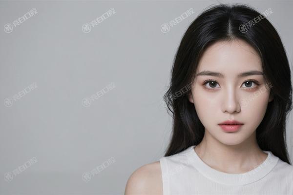 昆明丽肤美妊娠纹祛除系统哪个整形医院好？ 韩辰/昆明昆大疤痕医院/云南铜雀台整形医院做丽肤美妊娠纹祛除系统比较好 