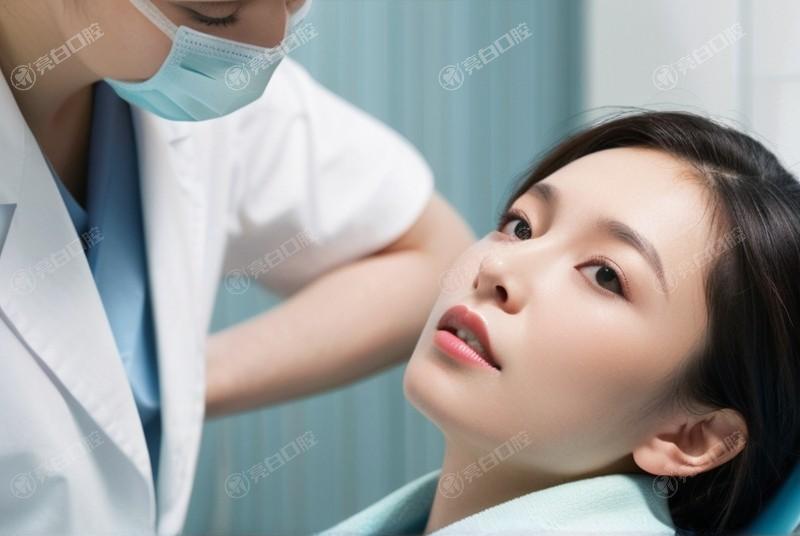烤瓷牙发青怎么办？二十年修复医师教你选牙冠色号的诀窍