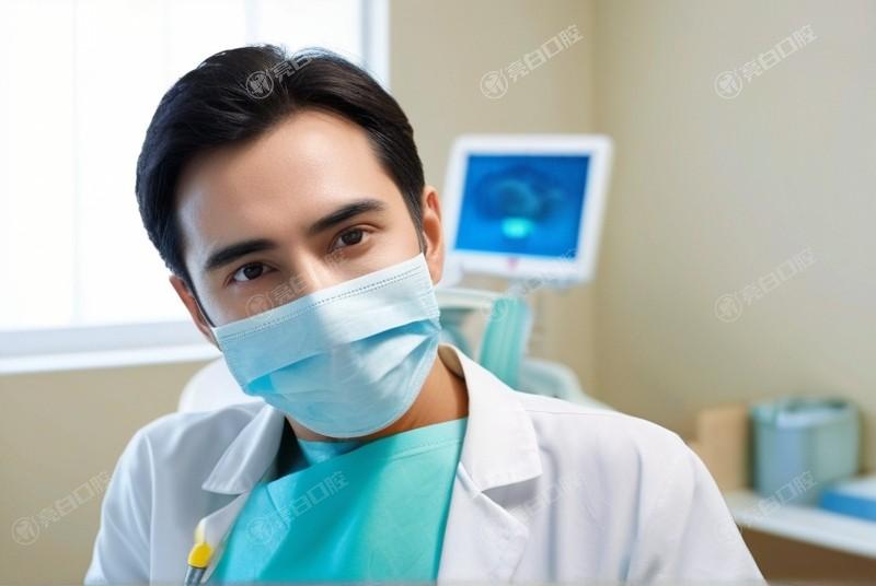 牙齿上的 “小黑点” 是什么？别不当回事