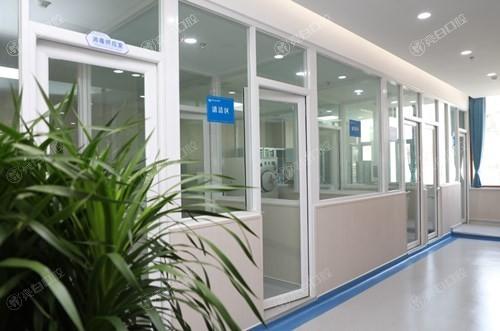 烟台胶东半岛口腔医院正规吗?卫健委备案种植牙2280元起附资质编号