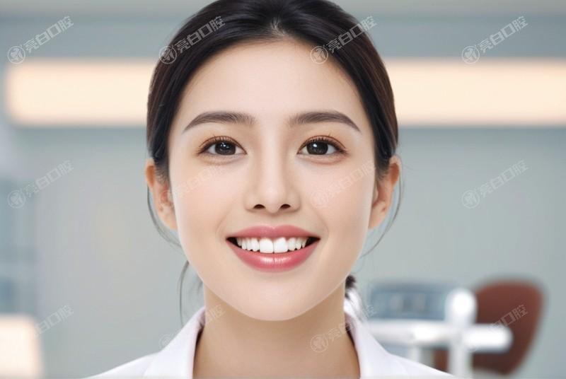 种植牙寿命揭秘：如何让“第三副牙”更持久？