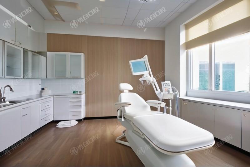 金华华康口腔诊所怎么样？实惠收费，洗牙96元起、种牙矫牙技术成熟，老百姓信赖