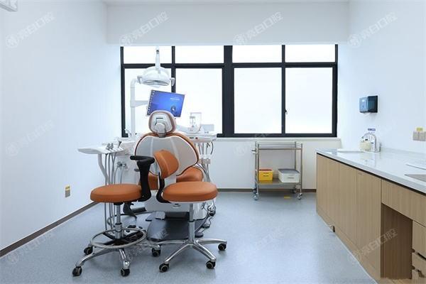 成都人南新桥口腔医院