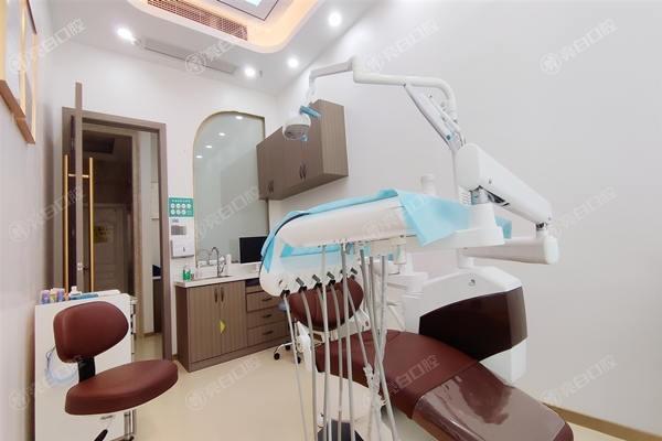 宁德博仕口腔医院2025收费价目表：烤瓷牙矫正洗牙根管治疗费用不贵