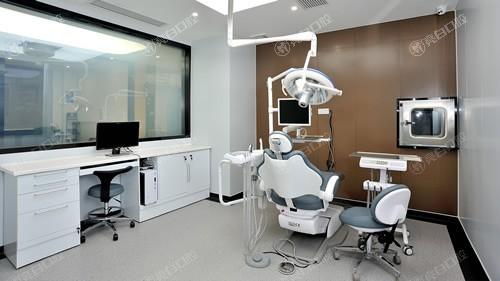 浙江金华婺城口腔医院牙齿矫正周期长吗？个人情况+方案影响+医生提醒及时  