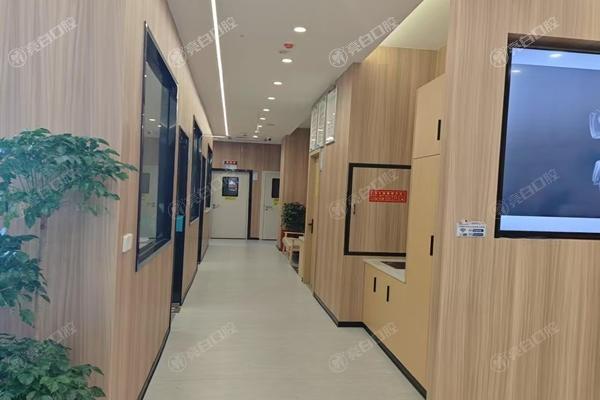 2025年重庆巫溪爱牙口腔价目表 种植牙3800+全瓷牙950+ 好评不断