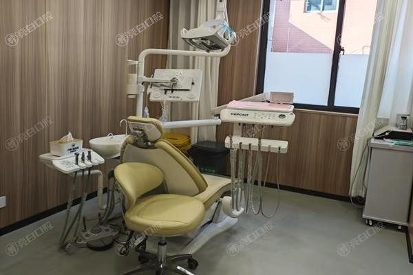 2025年重庆巫溪爱牙口腔价目表 种植牙3800+全瓷牙950+ 好评不断