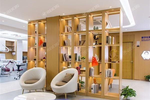 桂林美皓口腔种植牙贵不贵？正规价格透明服务好