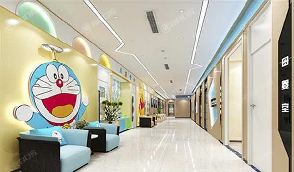 伊犁福宏林口腔医院地址在解放西路83号，州大型正规二级口腔专科医院