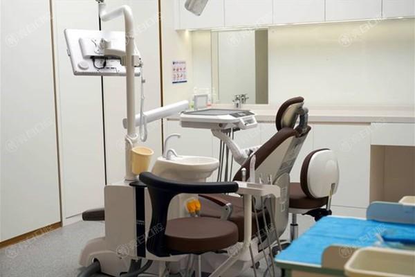 广东湛江柏乐口腔门诊部收费标准揭秘！正规靠谱服务好，价格不贵超划算呀！