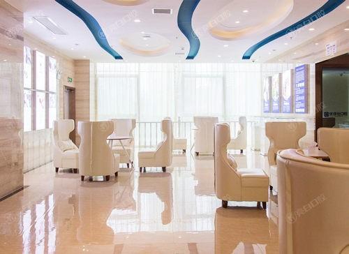 株洲优伢仕口腔医院种植牙价格表新鲜出炉！单颗半口收费标准一目了然，种牙有方向