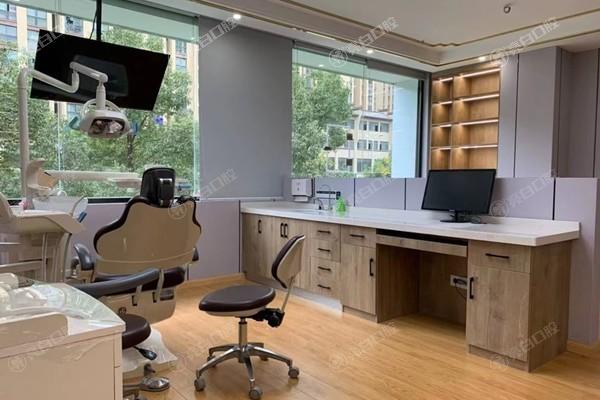 张家界牙博仕口腔门诊部牙齿矫正怎么样？品质口腔正畸技术靠谱，美丽笑容由此绽放