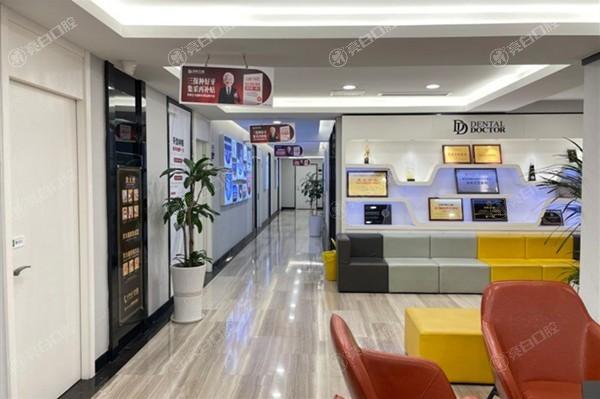 江阴牙博士口腔门诊部种牙收费高不高？医生技术牛且无隐形消费