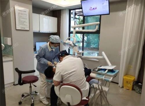 江宁牙管家口腔门诊部收费标准:种植牙3500+牙齿矫正6500+洗牙118+