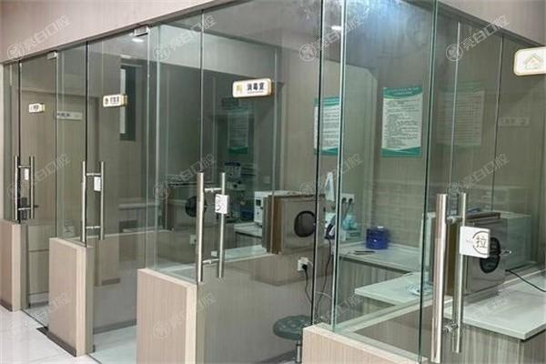 开封贝乐美口腔门诊部价格表？烤瓷牙 / 全瓷牙 / 吸附性义齿定价合理