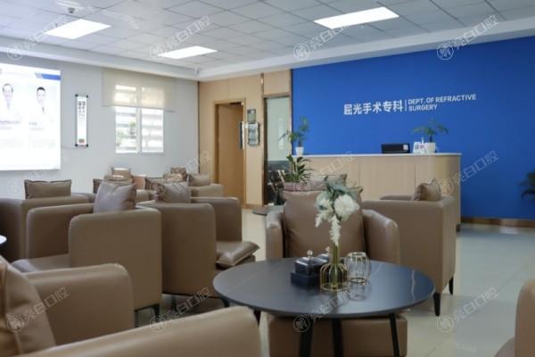 重庆开州爱尔阳光眼科医院价格表公开，看看眼科服务性价比如何