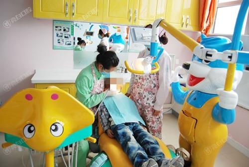 全新鄂尔多斯口腔医院收费标准 种植牙4800+全瓷牙1300+ 技术口碑好