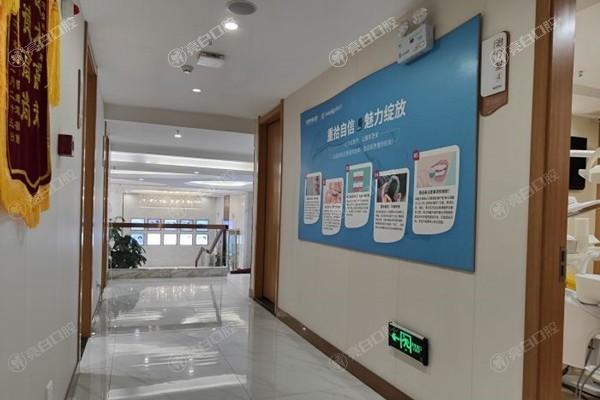 合肥华美口腔门诊补牙多少钱？2025年进口树脂150元起，国产树脂100元起！