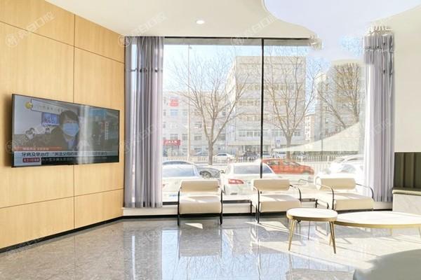 谁知道辽阳维尔口腔门诊部看牙坑人吗？查证收费合理且实力强