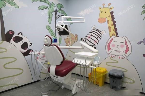 长沙河西中诺口腔门诊部拔牙靠谱吗？医生团队强收费透明