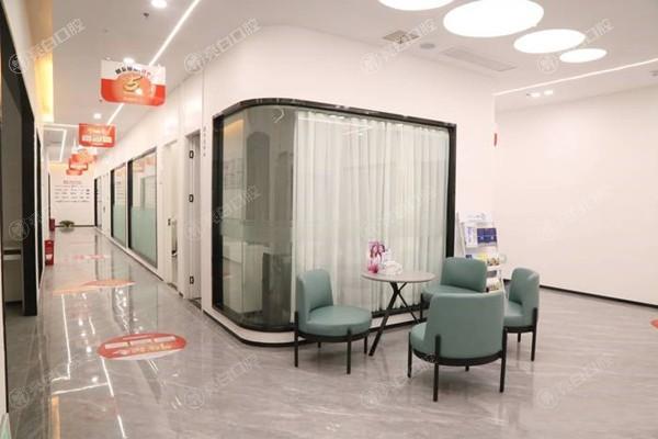 长沙河西中诺口腔门诊部拔牙靠谱吗？医生团队强收费透明