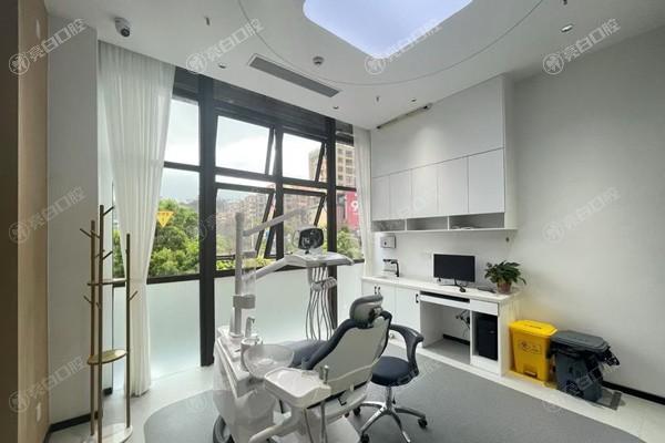 浙江温州龙港牙贝恩口腔门诊部牙齿矫正靠谱吗？价格亲民+方案个性化+患者评价高