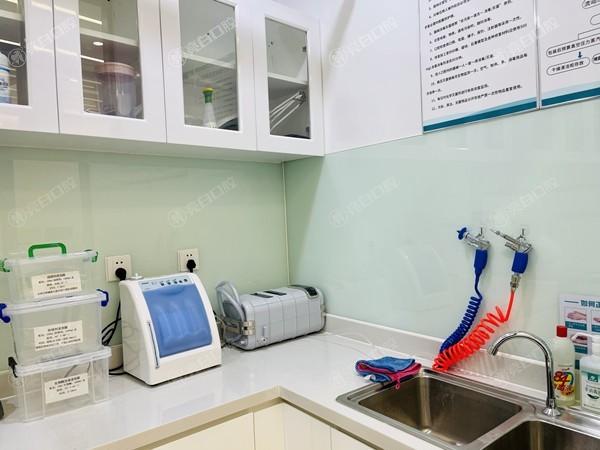 劲爆消息！北京京谊口腔是正规医院吗？它家种牙技术优越，术后复原超快速