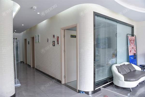 海南三亚雅福口腔牙科诊疗项目有哪些？症状分析+解决建议+治疗周期  